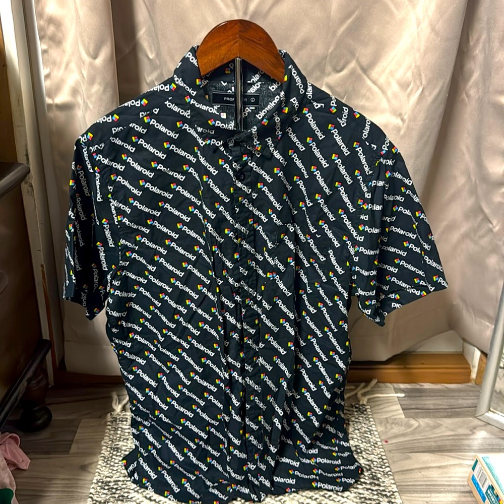 Propeller Men's Short Sleeve Polaroid Logo Button Front Shirt Size L
